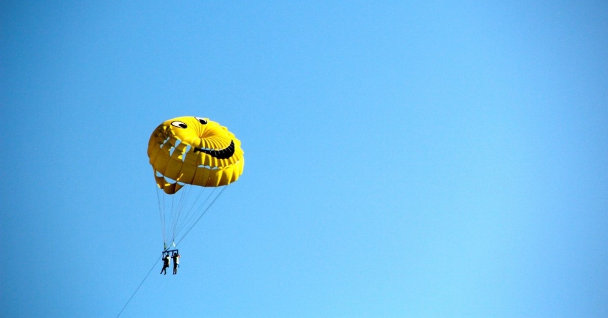 parachute-Smile-LINKEDIN-edited.jpg