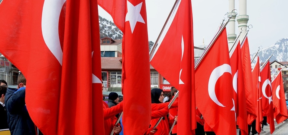 turkey Flag Risk Management.jpg